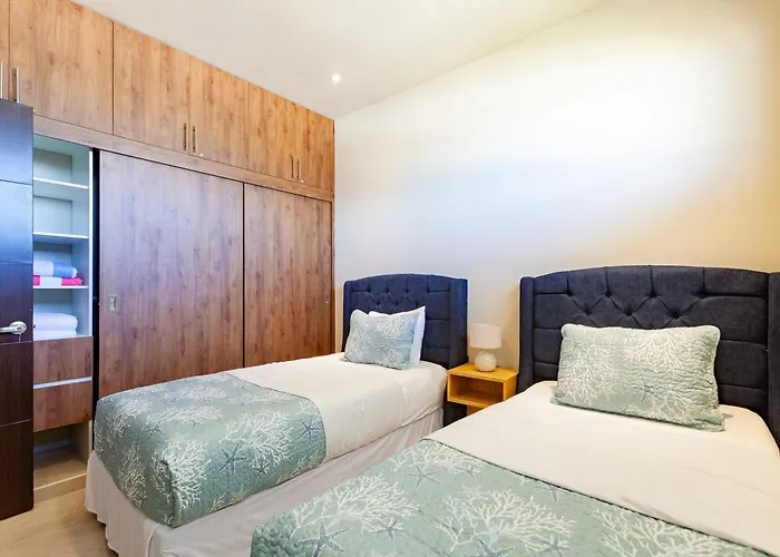 Family 3Br 10Min Beach, 6 Pools, 2 Gyms, 200 Mb Holiday home *