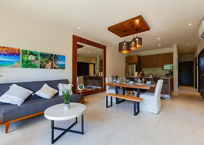 Family 3Br 10Min Beach, 6 Pools, 2 Gyms, 200 Mb * Playa del Carmen